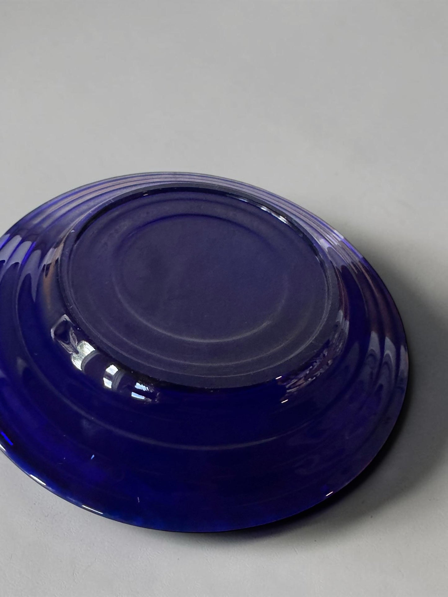 6 vintage Holmegaard Brokso (Broksø) glass plates designed by Jacob E. Bang. __etsy:8149993007