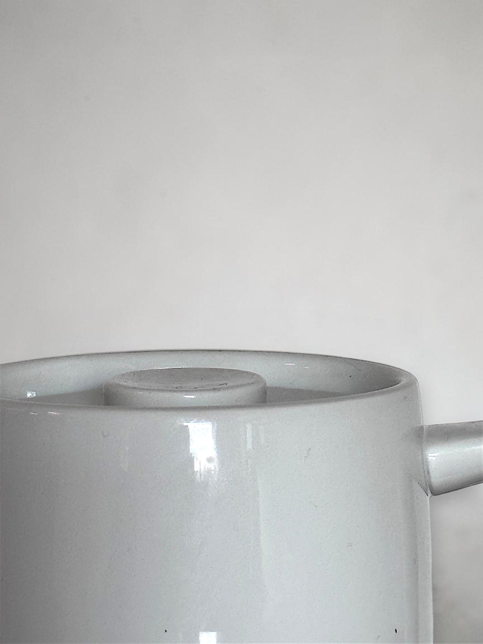 Royal Copenhagen 'Hvidpot' no. 6221 teapot designed by Grethe Meyer