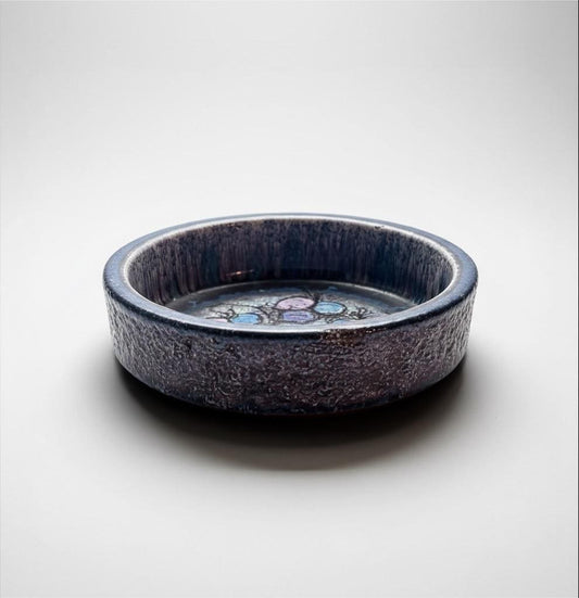 Bangsholm ceramic dish with berry motif
