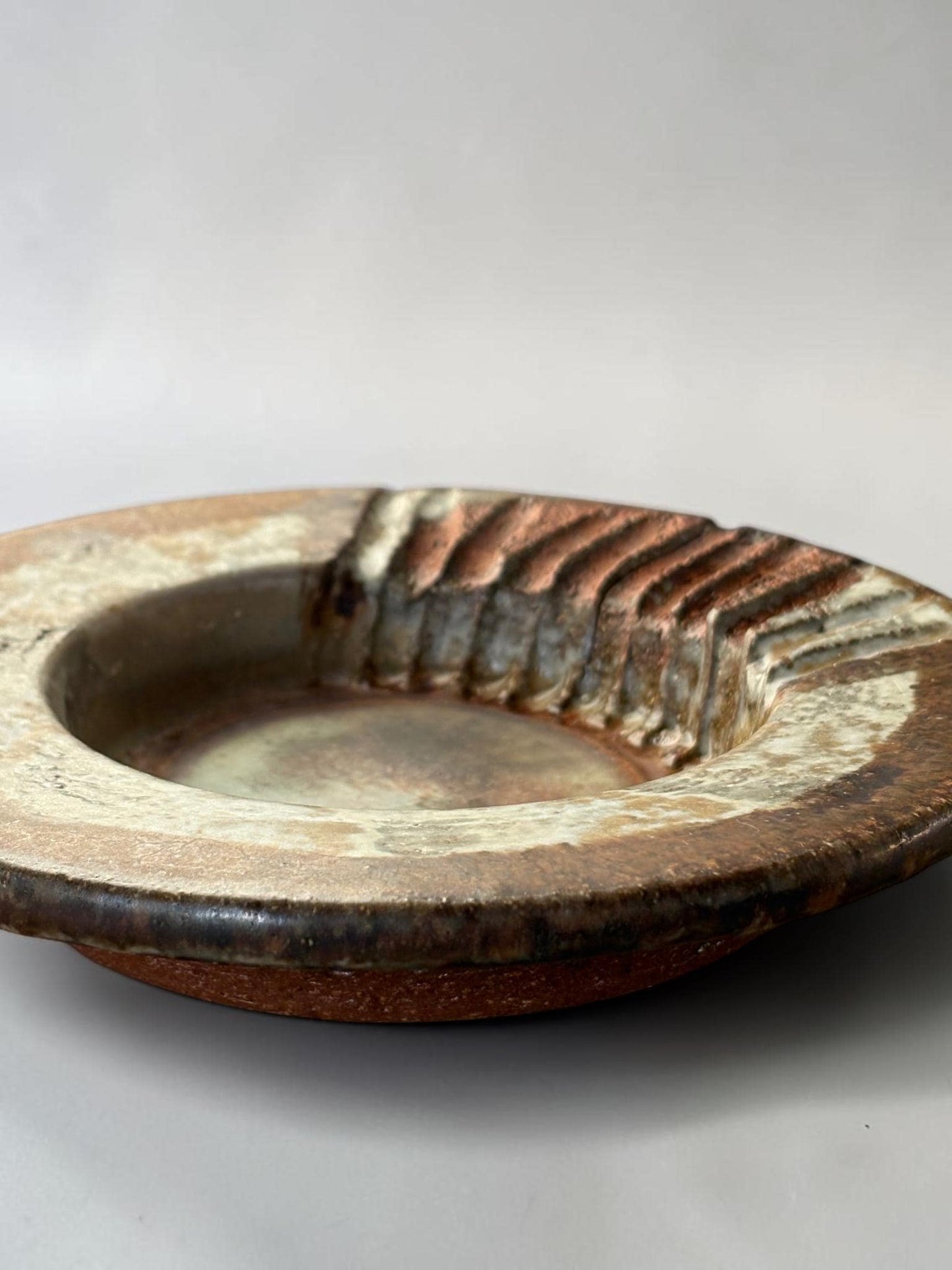 Axella stoneware bowl with rustic textured glaze