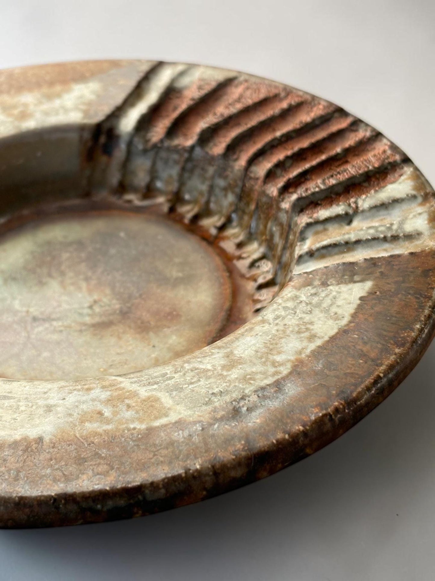 Axella stoneware bowl with rustic textured glaze