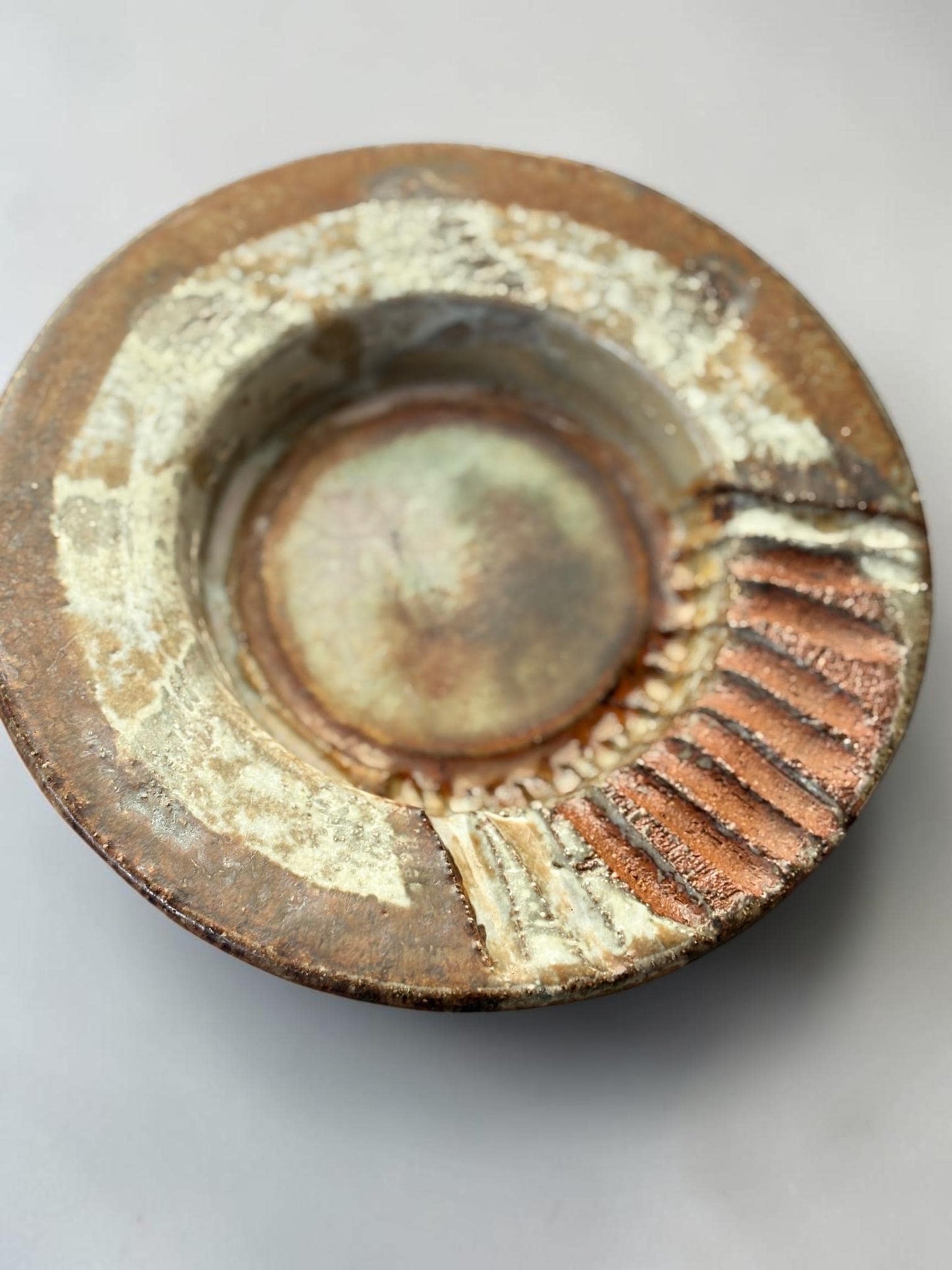 Axella stoneware bowl with rustic textured glaze