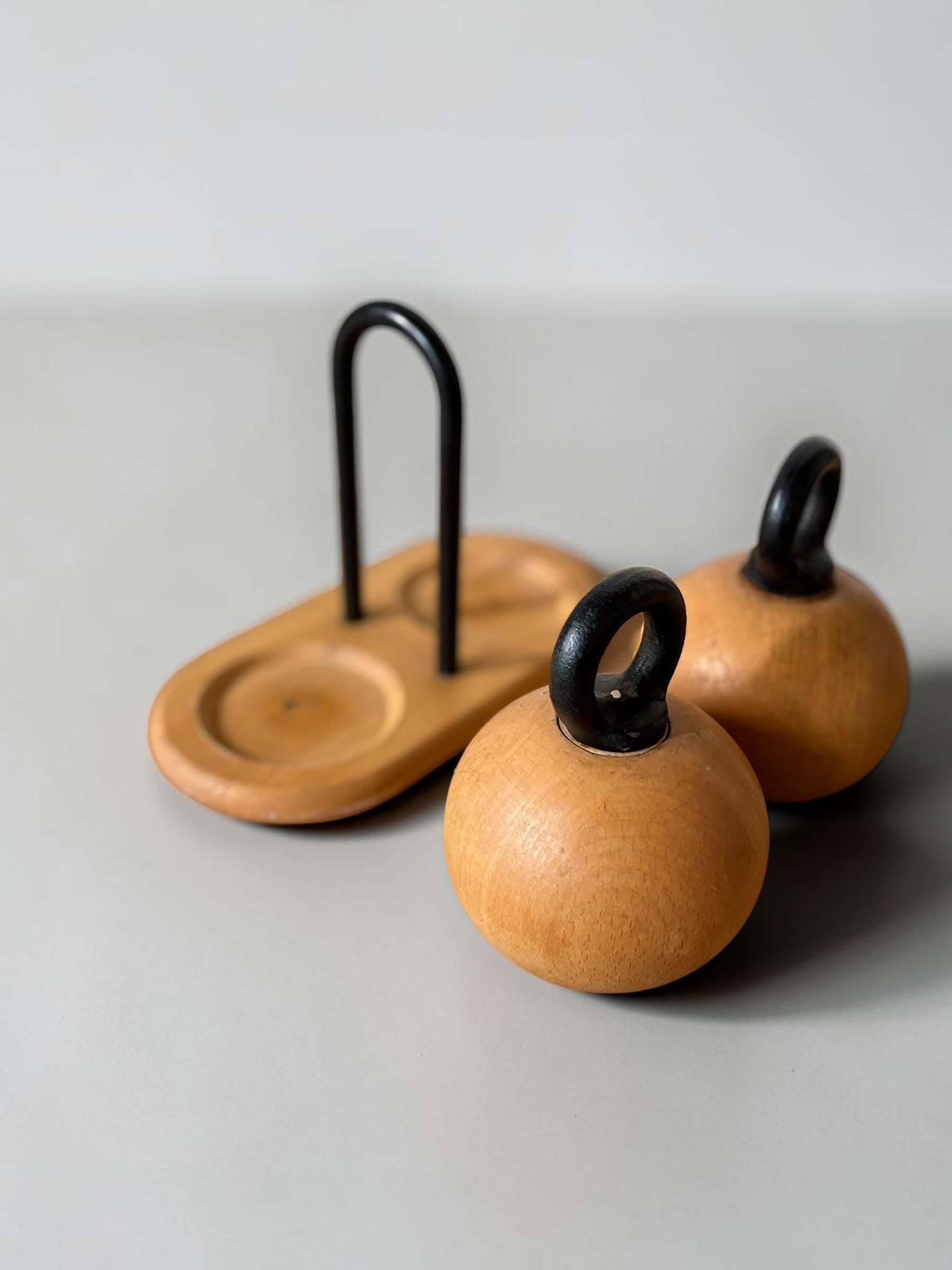Bodum 'Ball Boy' salt and pepper mill set: Danish design classic in beech wood __etsy:8157392914