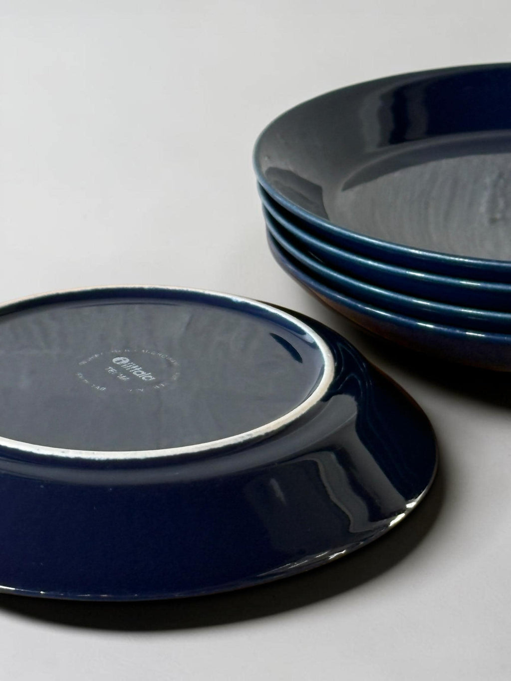 Iittala Teema set of plates in navy blue by Kaj Franck: Finnish design __etsy:8157535026