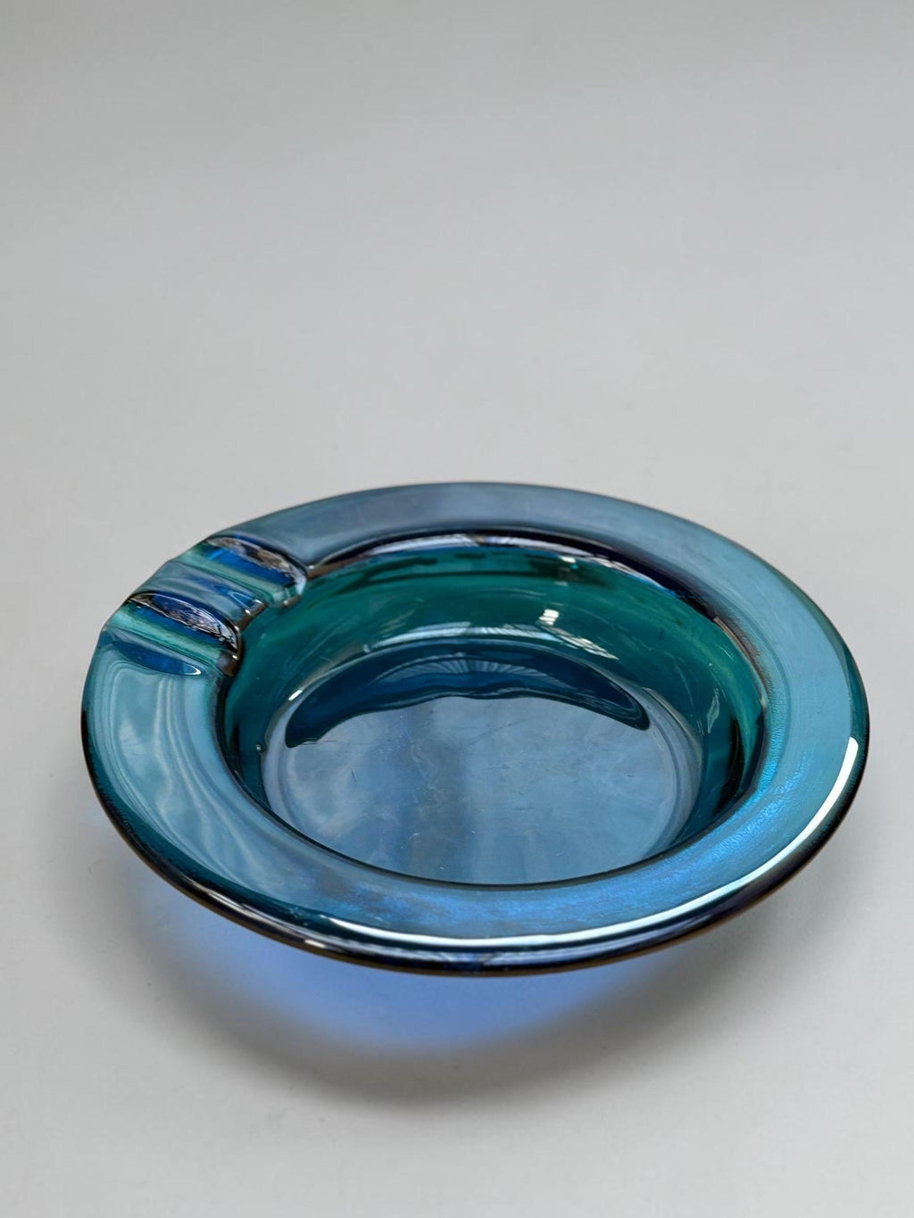 Michael Bang for Kastrup Holmegaard: Oceanblaa cigar ashtray. Danish art glass 1973 __etsy:8175096607