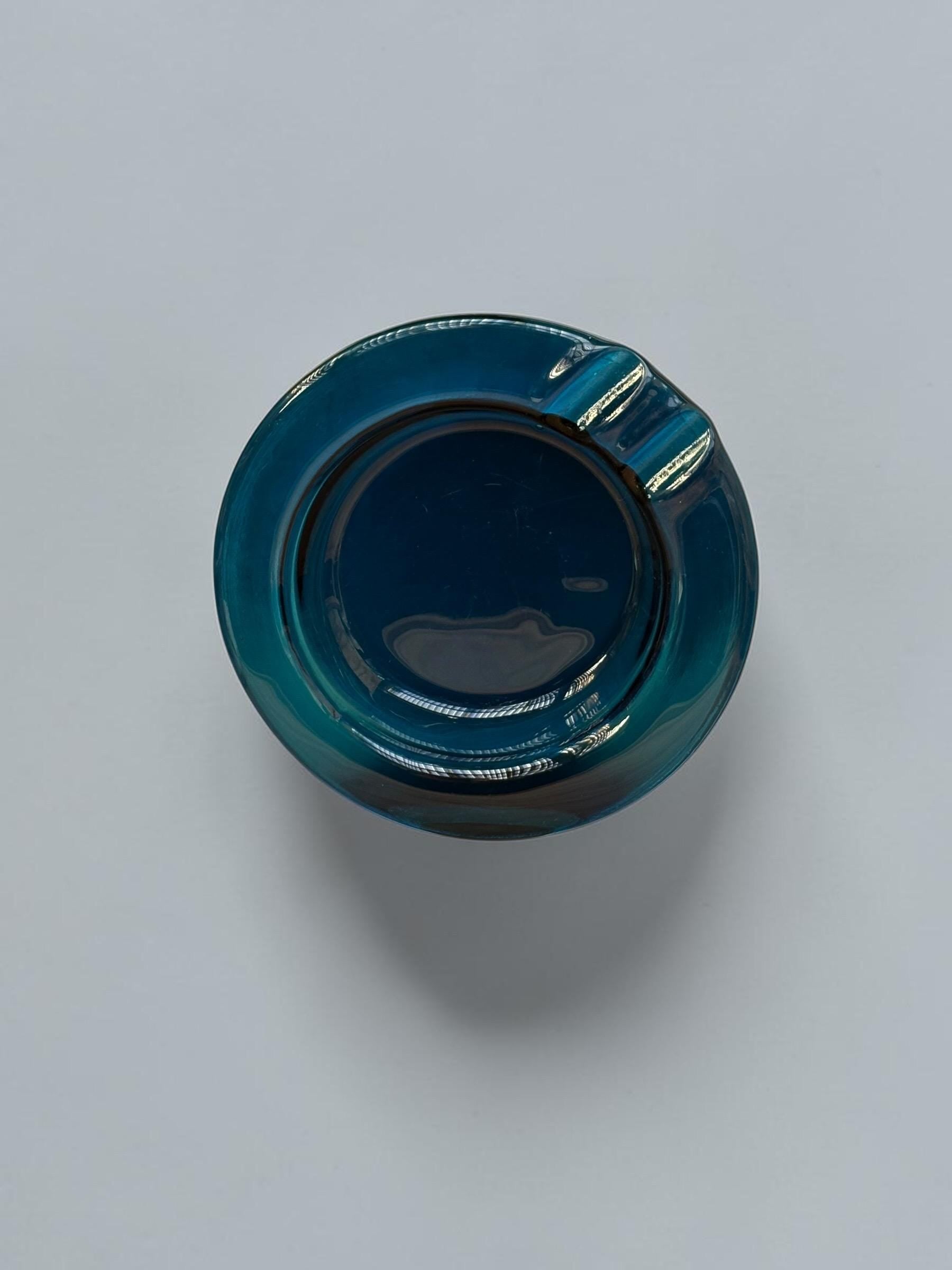Michael Bang for Kastrup Holmegaard: Oceanblaa cigar ashtray. Danish art glass 1973 __etsy:8175096605