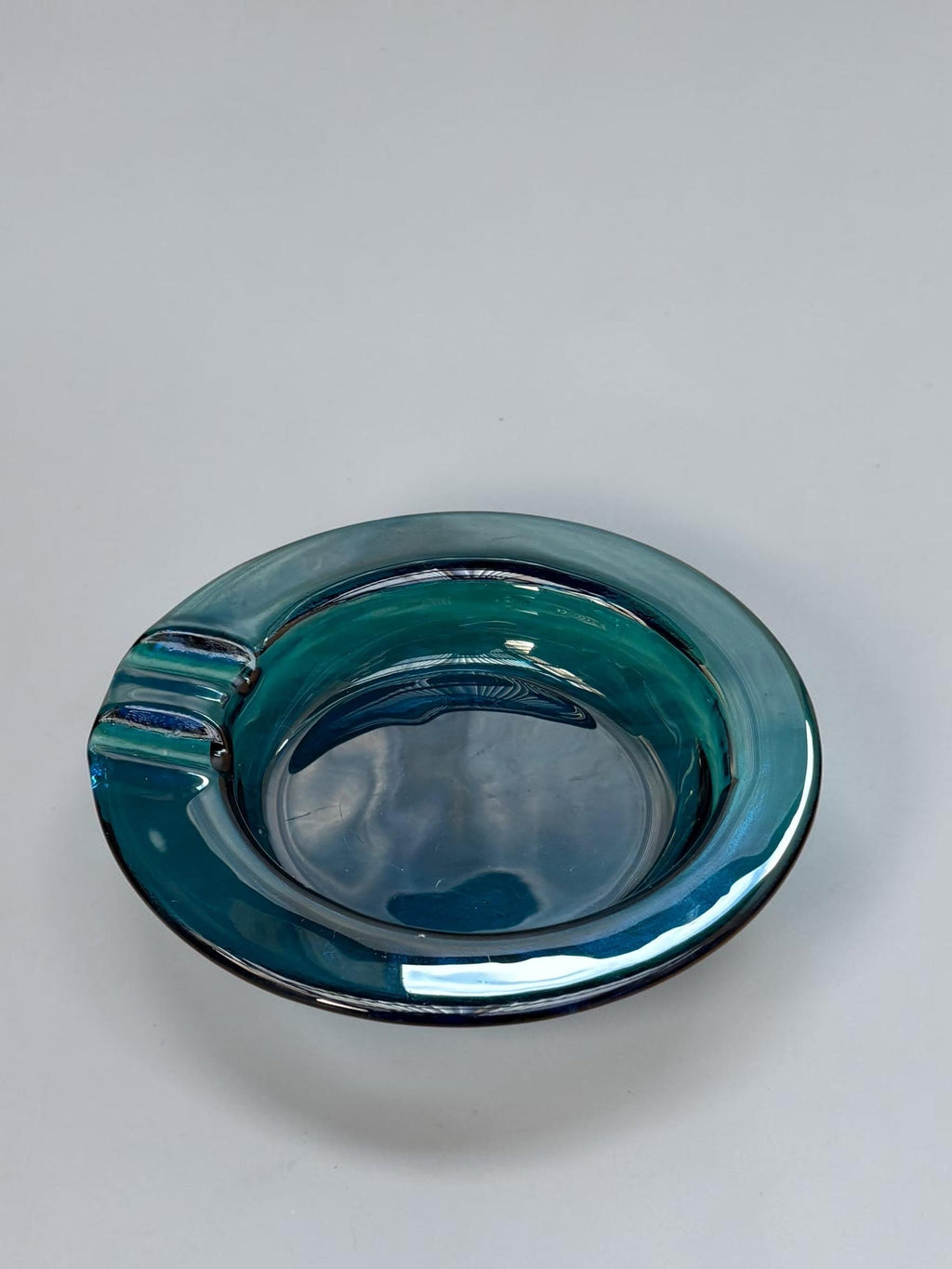 Michael Bang for Kastrup Holmegaard: Oceanblaa cigar ashtray. Danish art glass 1973 __etsy:8127181962