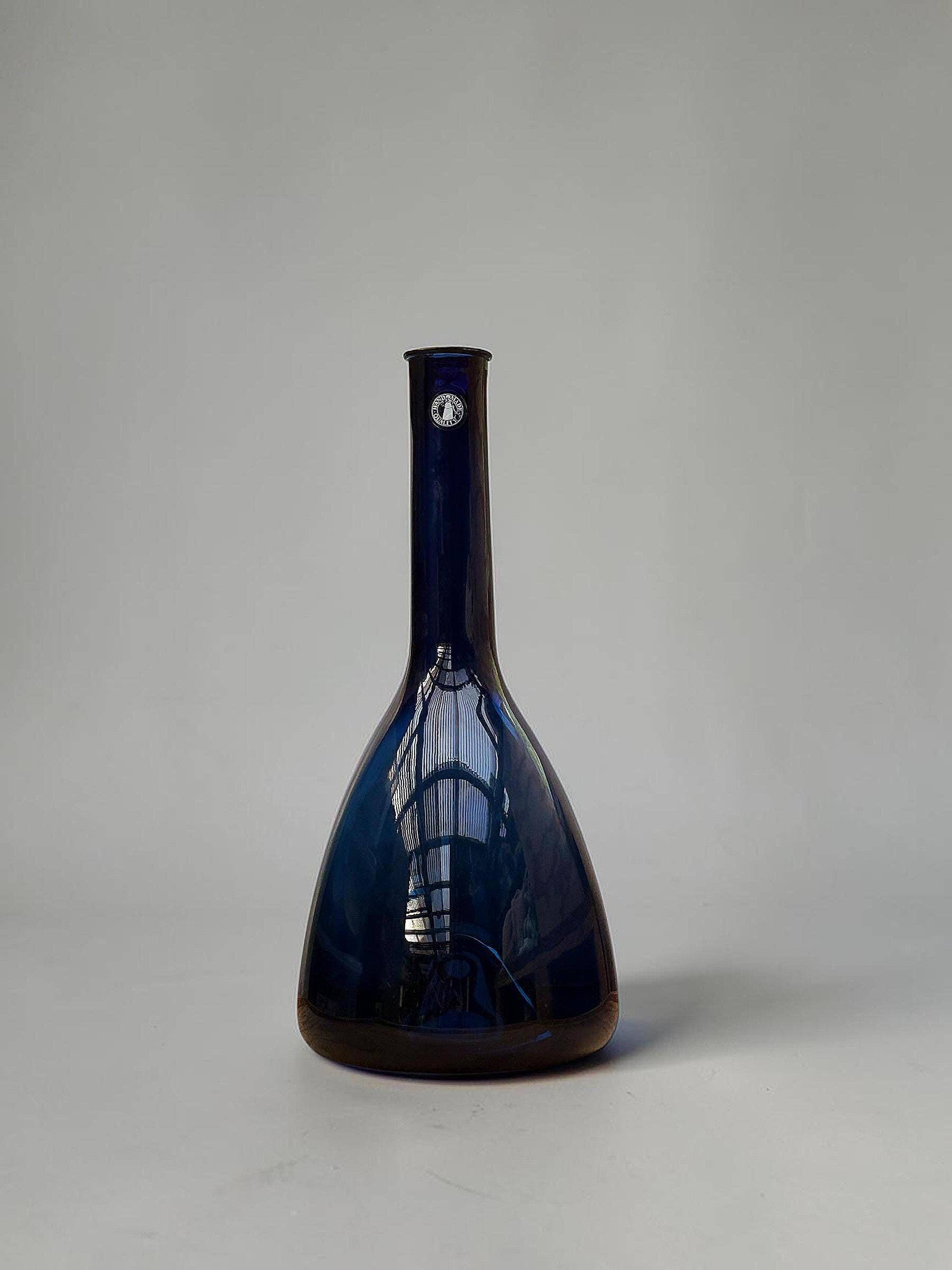 Orrefors Swedish art glass vase in cobalt blue sommerso __etsy:8195056927