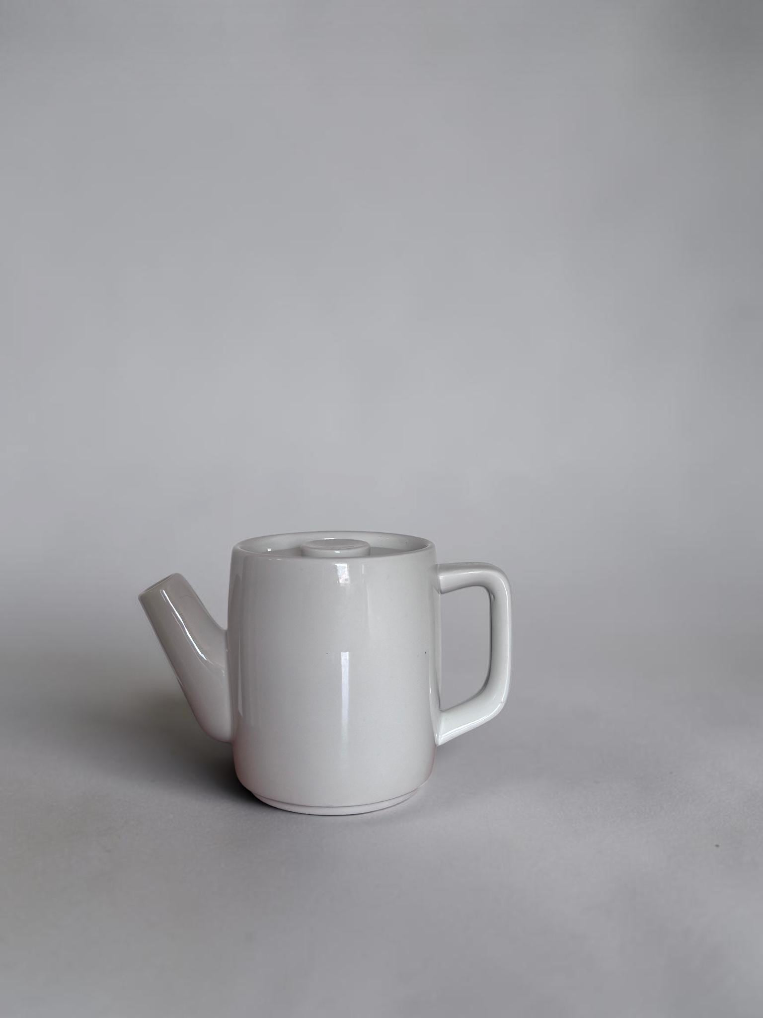 Royal Copenhagen 'Hvidpot' no. 6221 teapot designed by Grethe Meyer __etsy:8068921828