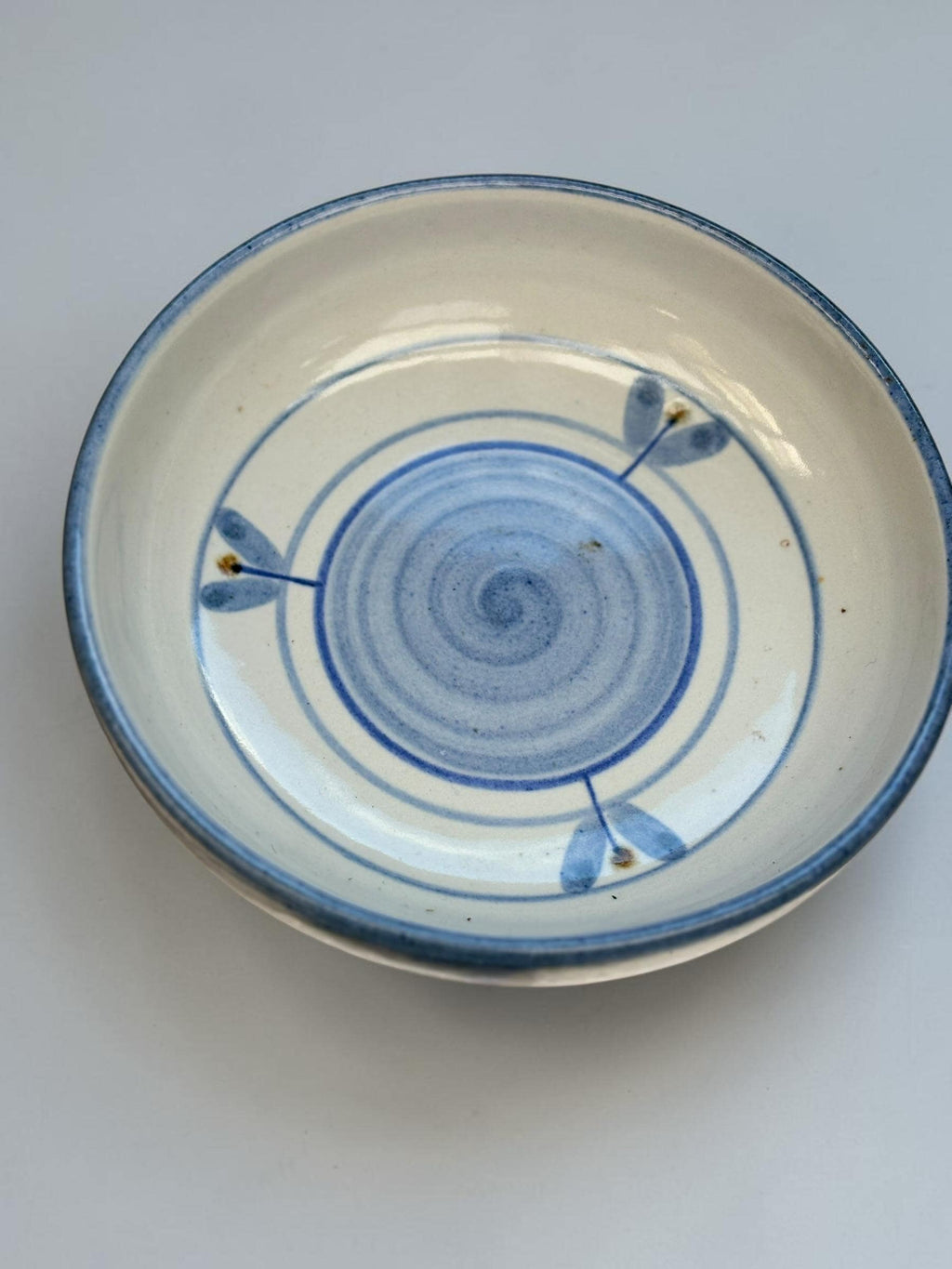 Soholm Bornholm stoneware bowl: Hand-Painted blue spiral leaf design __etsy:8196123053