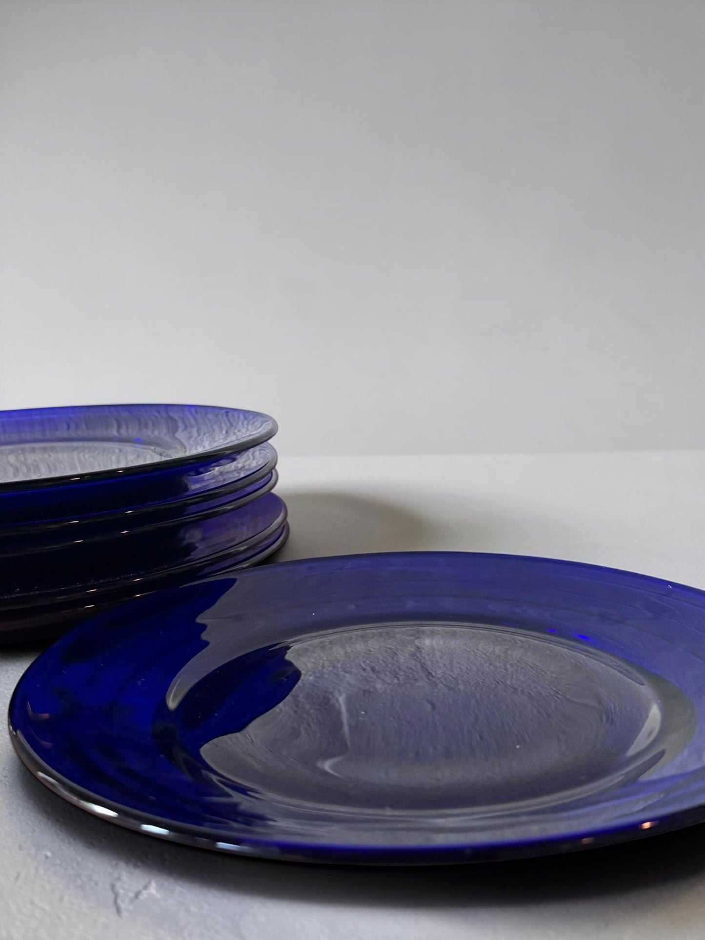 6 vintage Holmegaard Brokso (Broksø) glass plates designed by Jacob E. Bang. __etsy:8149992995