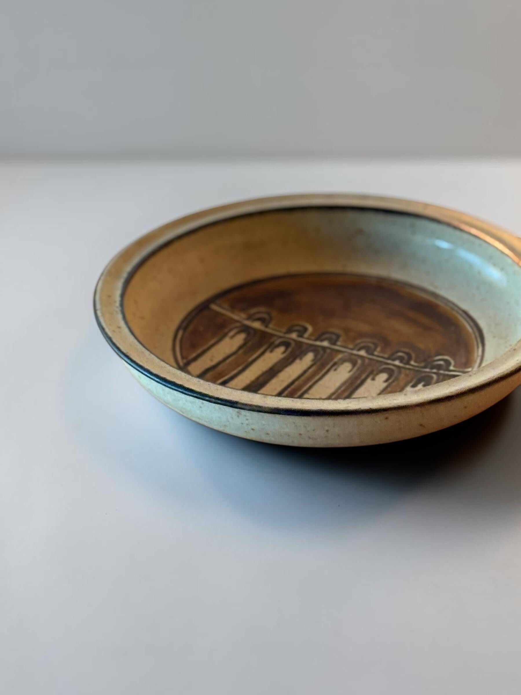 Bente Jessen (BJ Keramik Denmark) large decorative studio pottery bowl