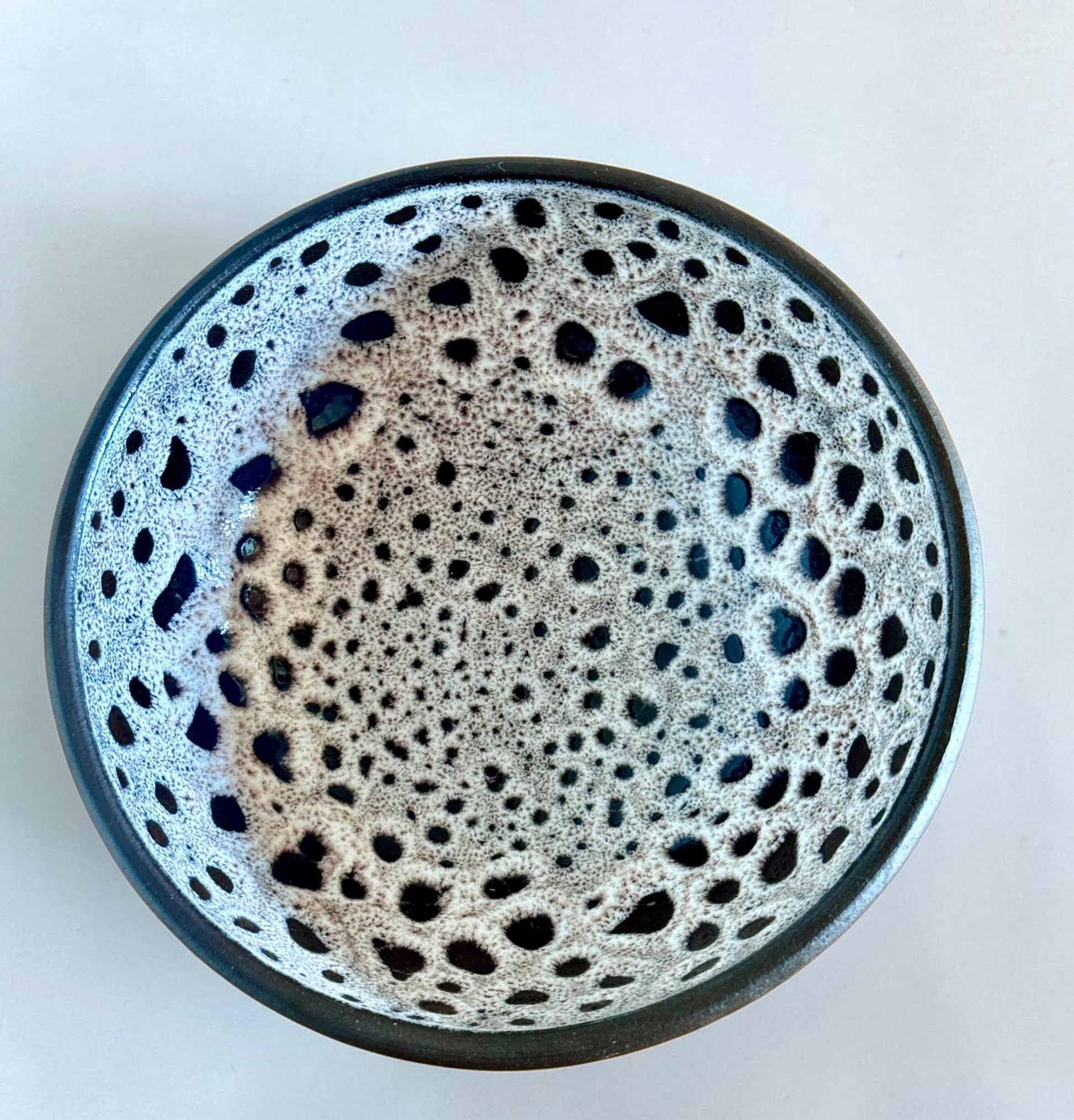 Lehmann studio pottery serving bowl in speckled stoneware