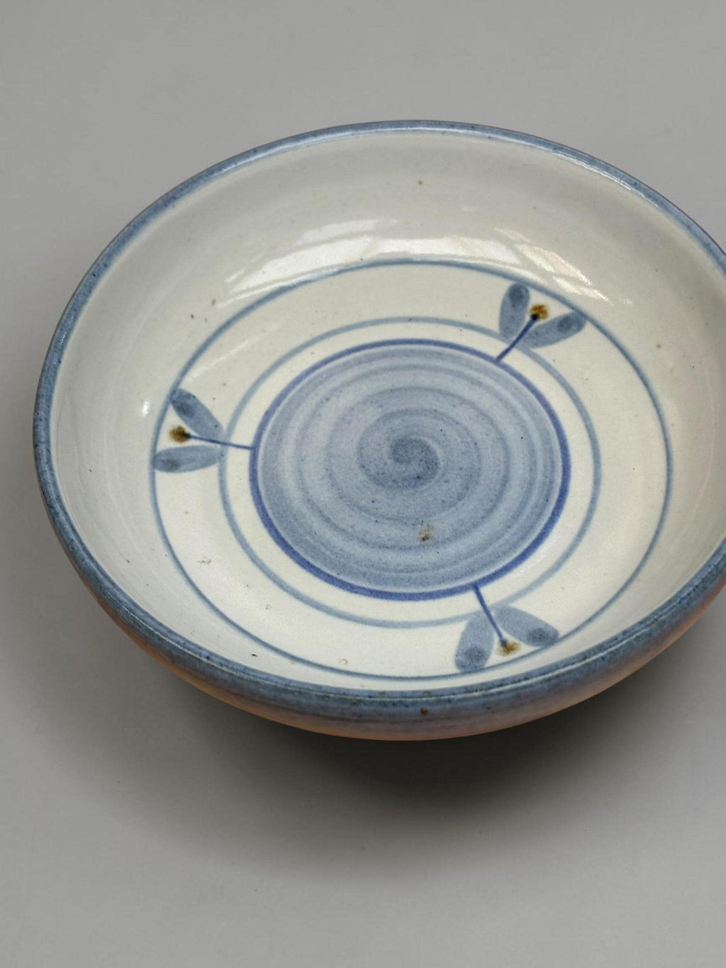 Soholm Bornholm stoneware bowl: Hand-Painted blue spiral leaf design __etsy:8196123067