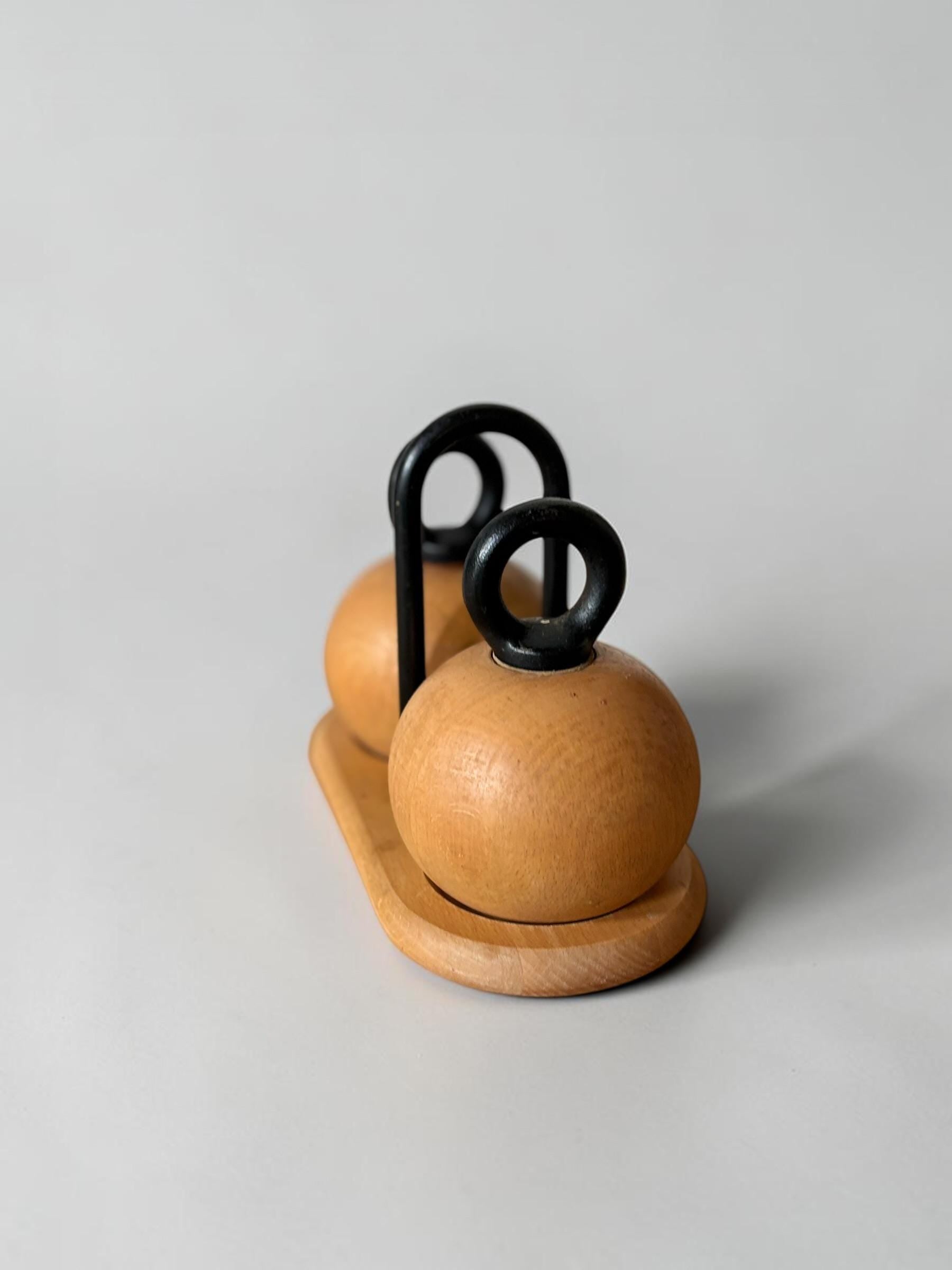 Bodum 'Ball Boy' salt and pepper mill set: Danish design classic in beech wood __etsy:8205315987