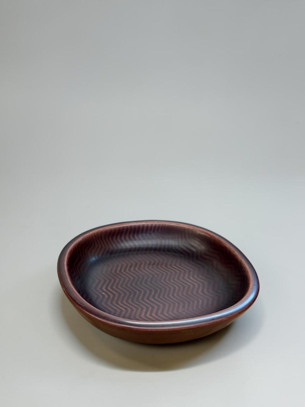 Nils Thorsson for Aluminia midcentury ‘Marselis’ bowl in oxblood wave glaze __etsy:8210875255