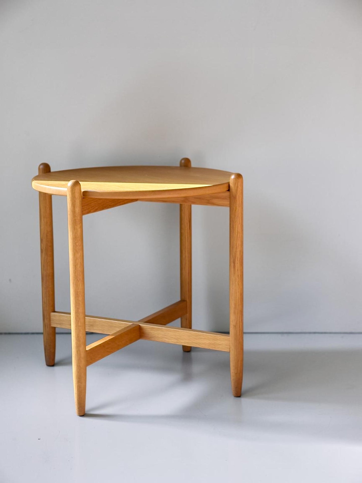 Vintage danish modern design solid oak tray accent table