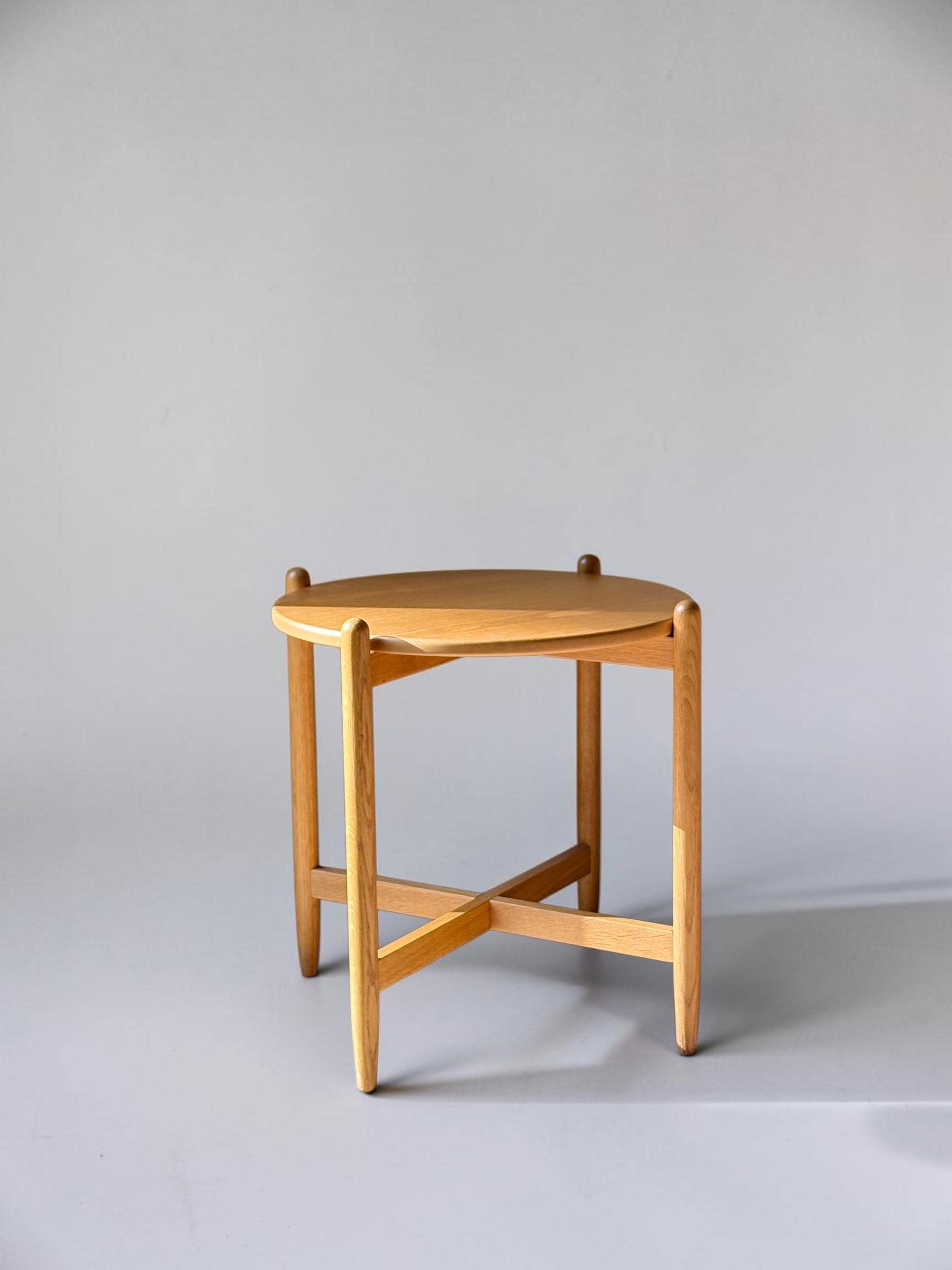 Vintage danish modern design solid oak tray accent table