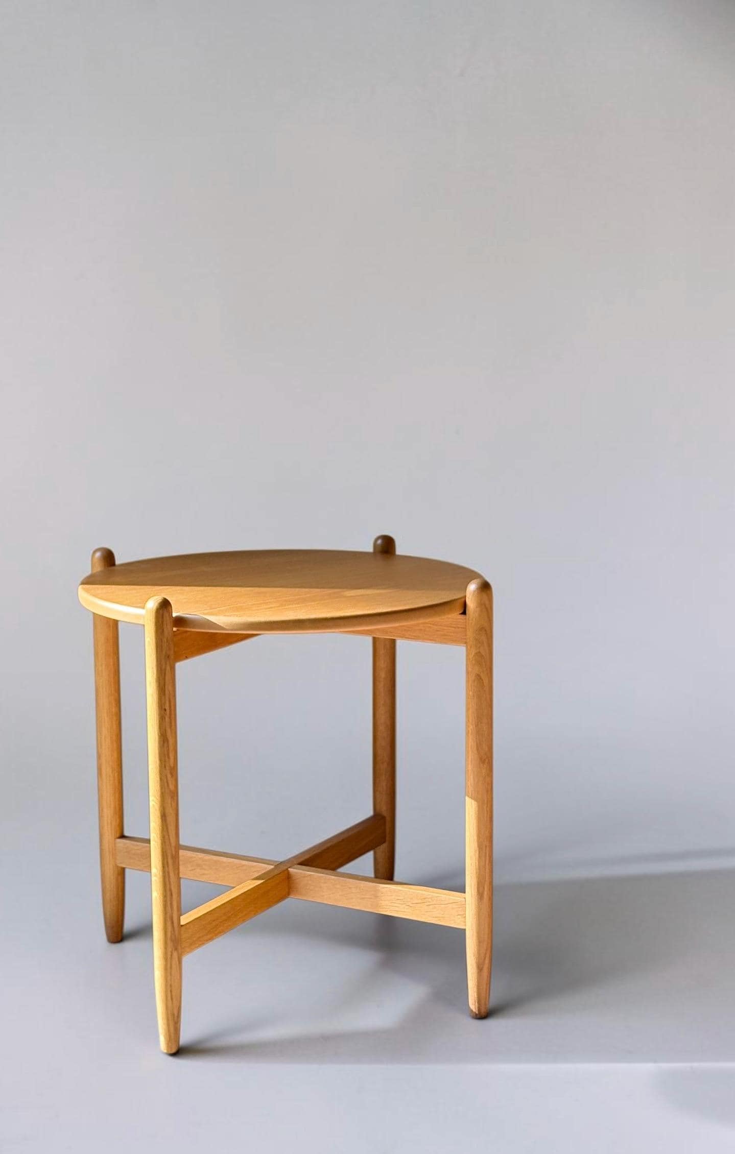 Vintage danish modern design solid oak tray accent table