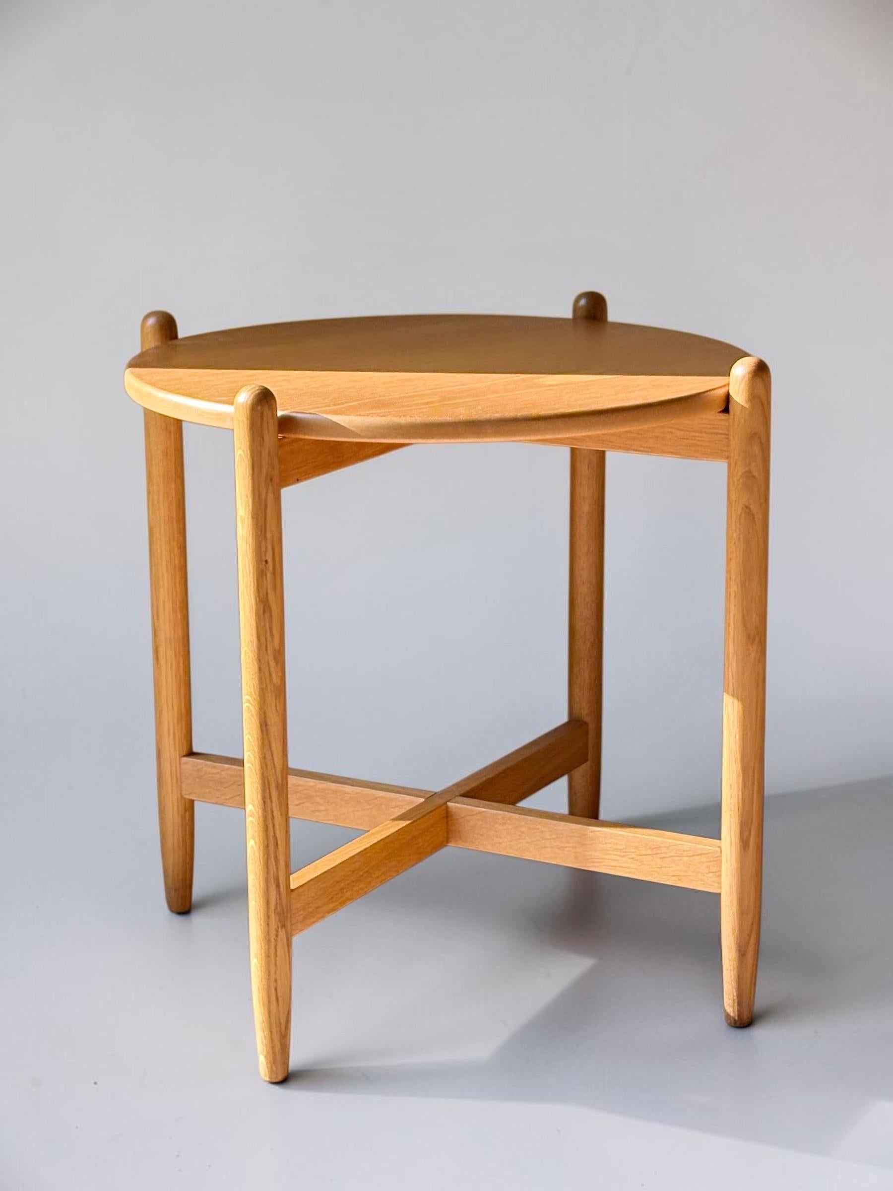 Vintage danish modern design solid oak tray accent table