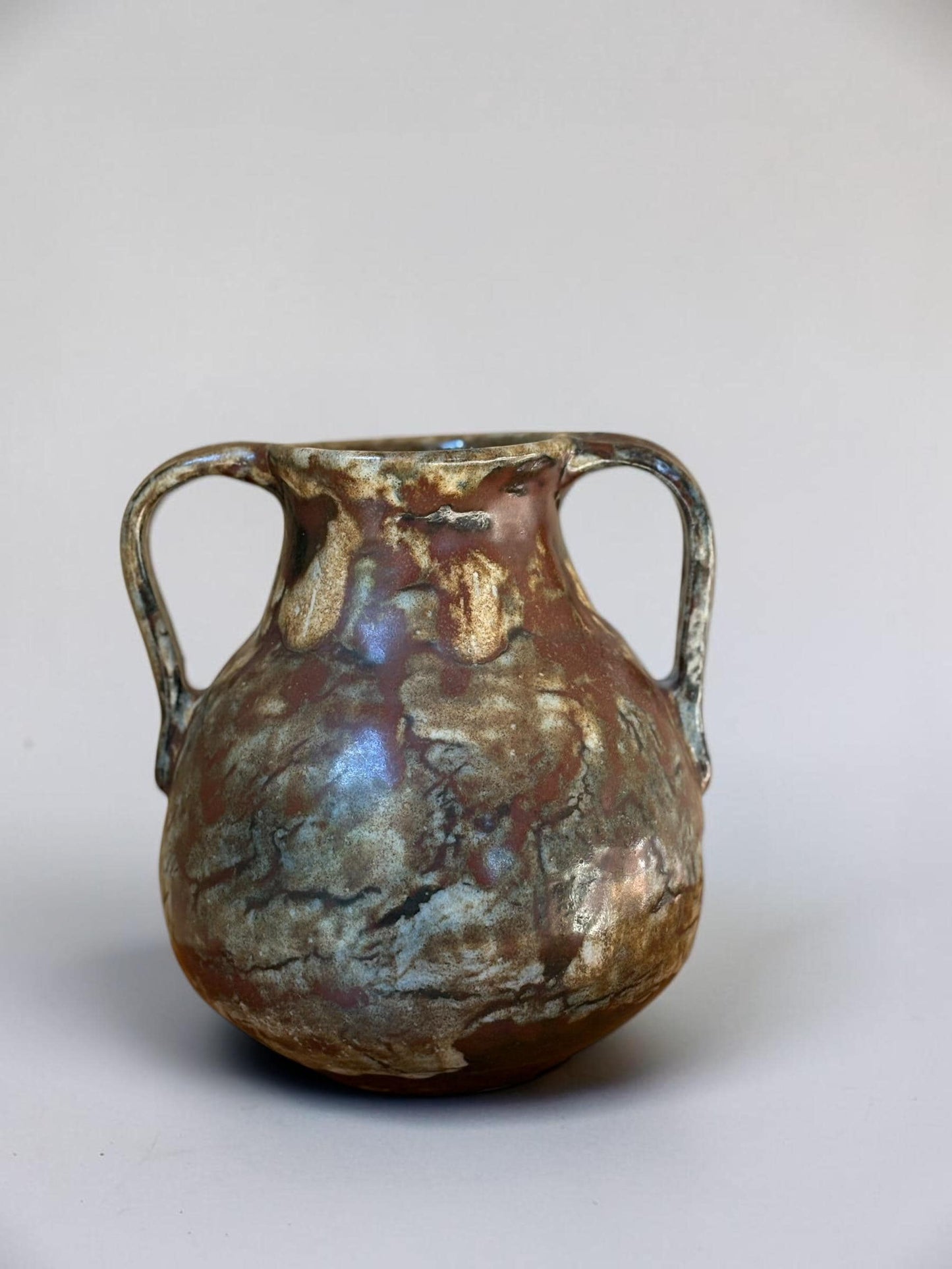 Signed Boris Vitlin handmade two-handle amphora vase with iridescent ash glaze